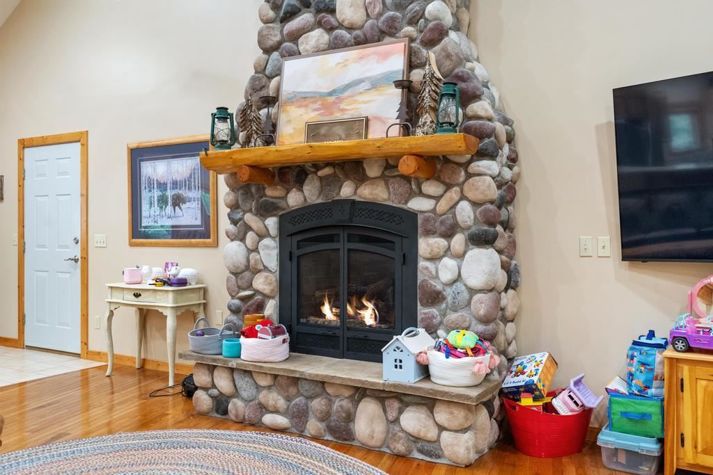 1520 Valley Drive Mackinaw City MI 49701