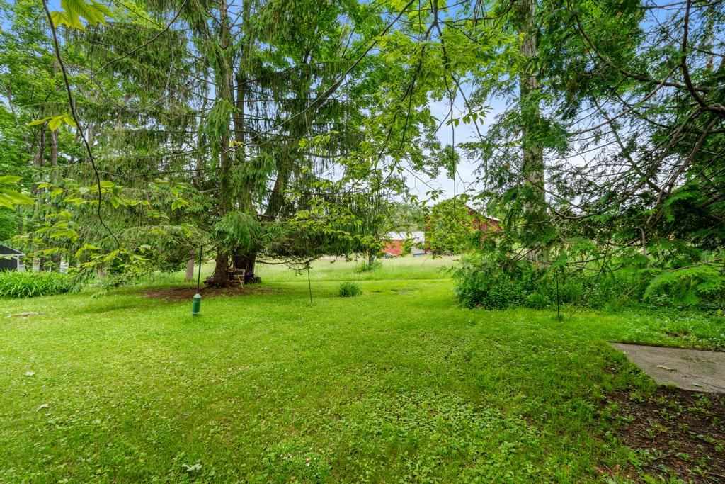 868 Surrey Lane Petoskey MI 49770