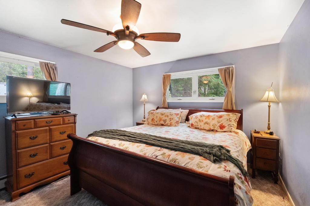 868 Surrey Lane Petoskey MI 49770