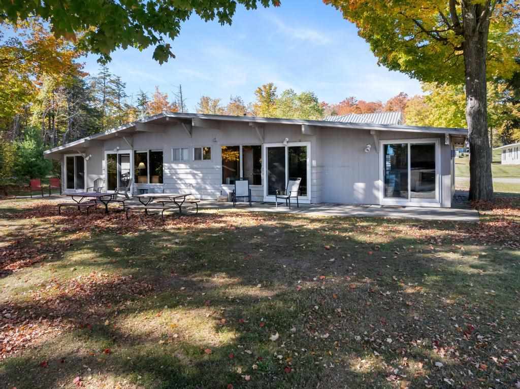 2285 Las Olas Court Charlevoix MI 49720