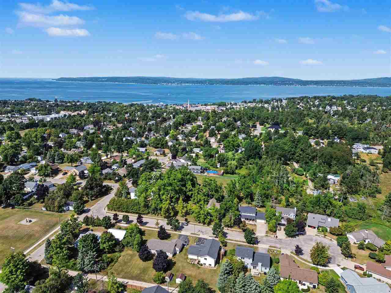 512 College View Drive Petoskey MI 49770