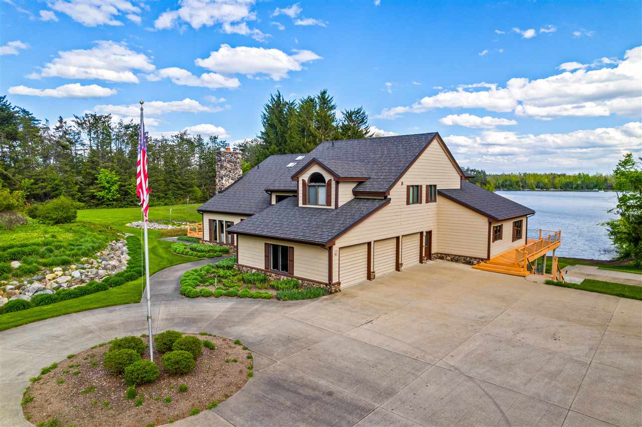 1197 Big Lake Road Gaylord MI 49773-5