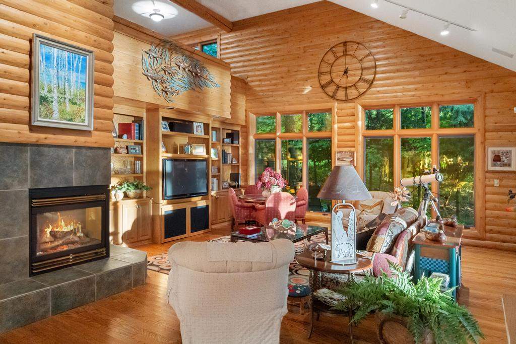 1442 Indian Point Road Brutus MI 49716