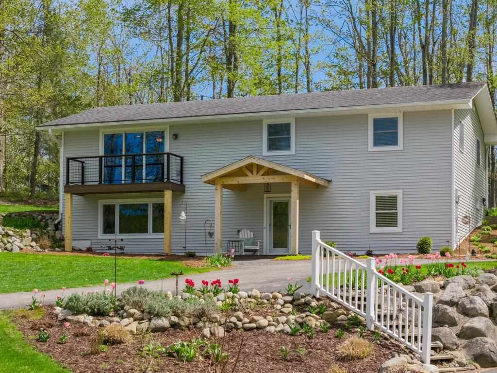 1525 Quick Road Harbor Springs MI 49740