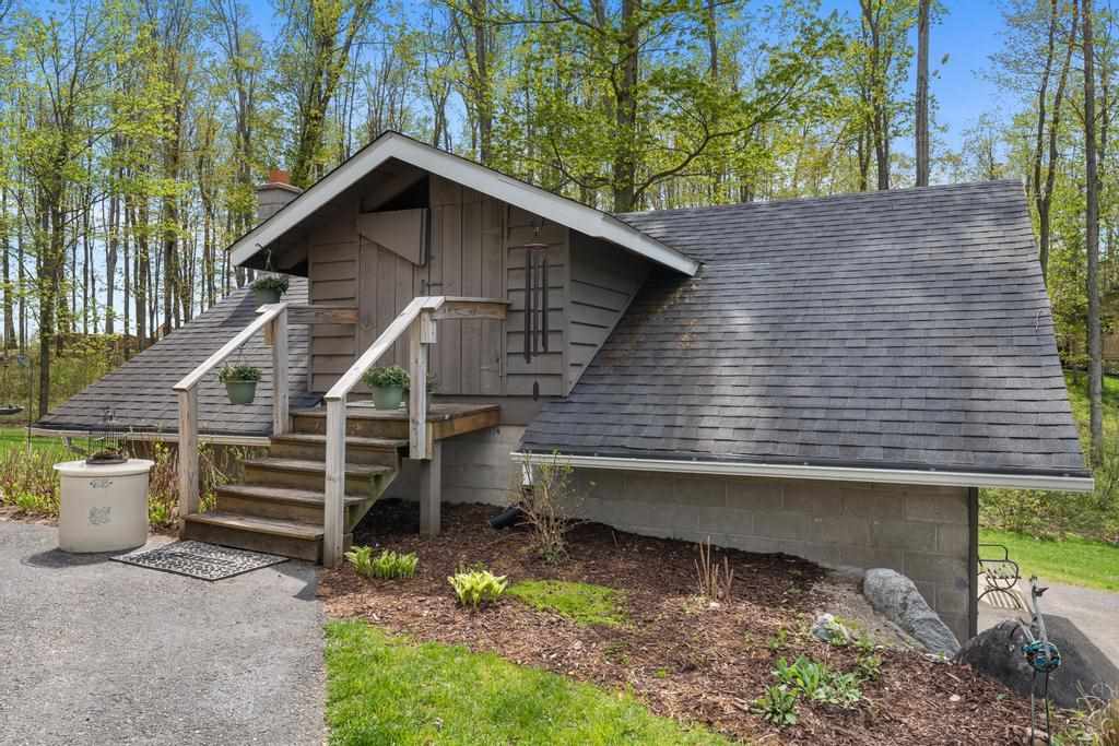 1525 Quick Road Harbor Springs MI 49740