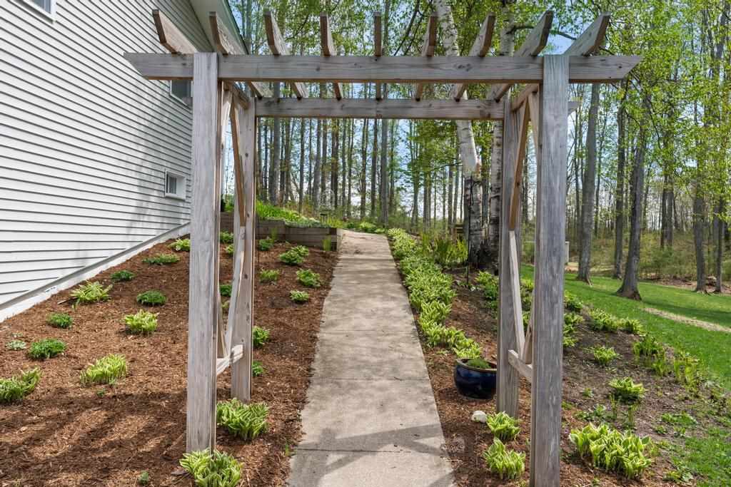 1525 Quick Road Harbor Springs MI 49740