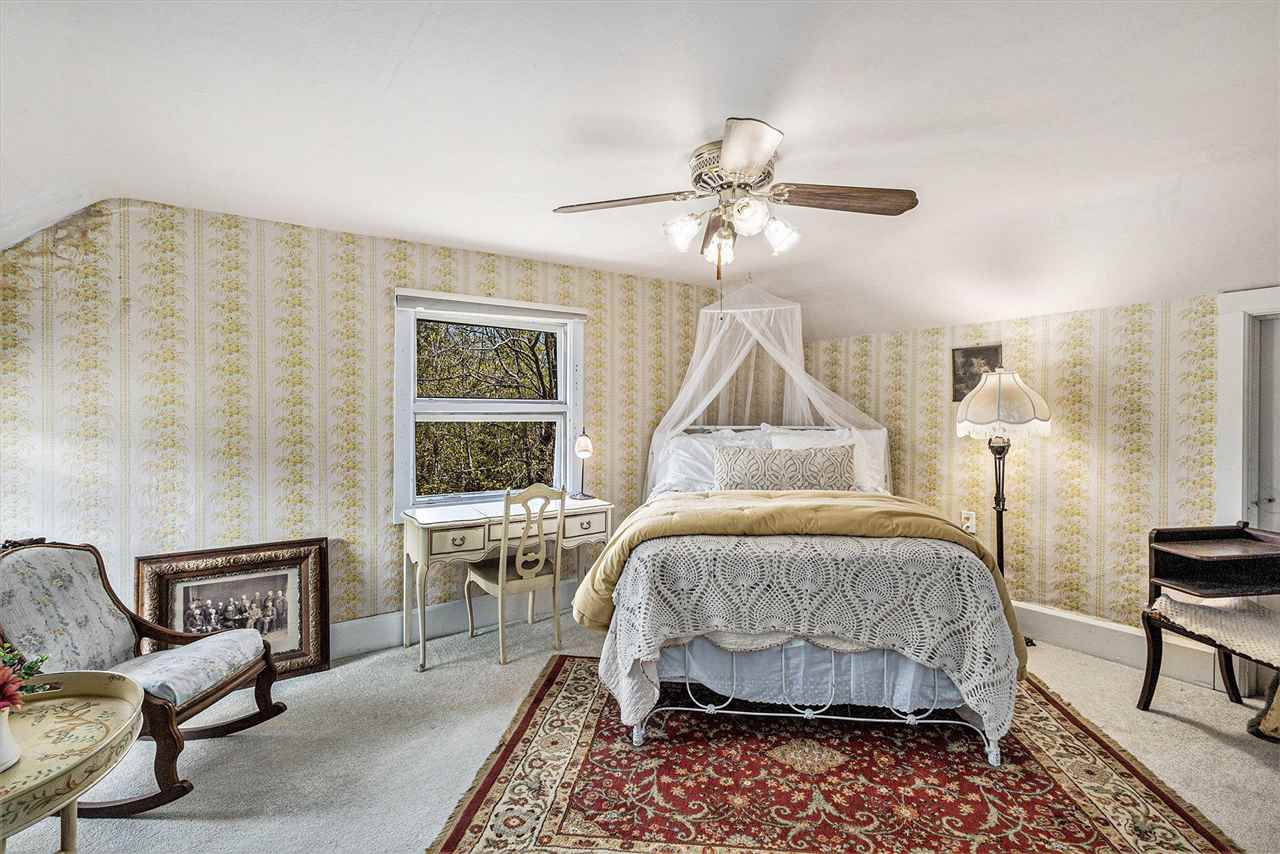 6073 Rocky Beach Avenue Charlevoix MI 49720