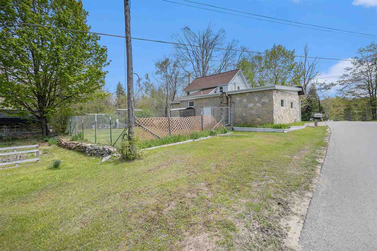 6073 Rocky Beach Avenue Charlevoix MI 49720