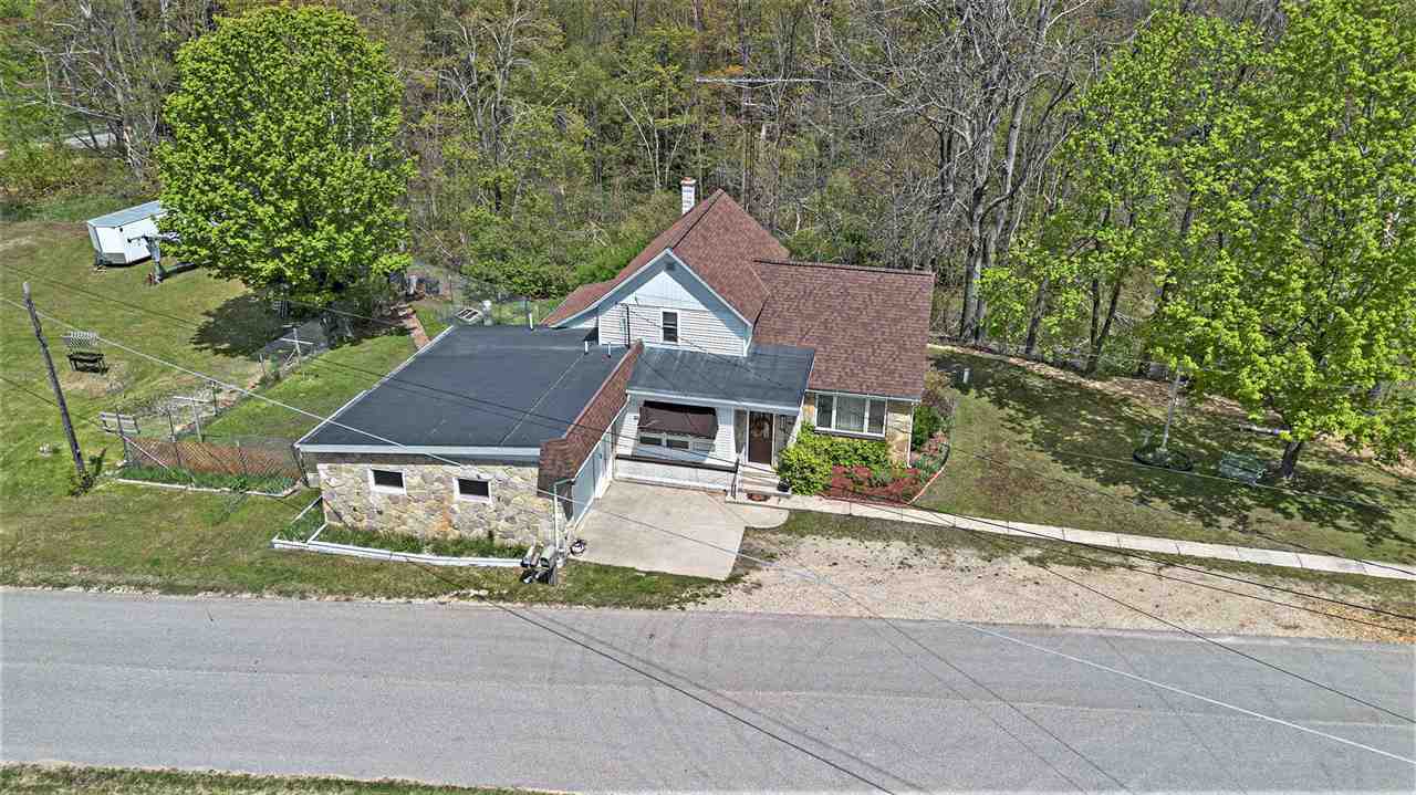 6073 Rocky Beach Avenue Charlevoix MI 49720