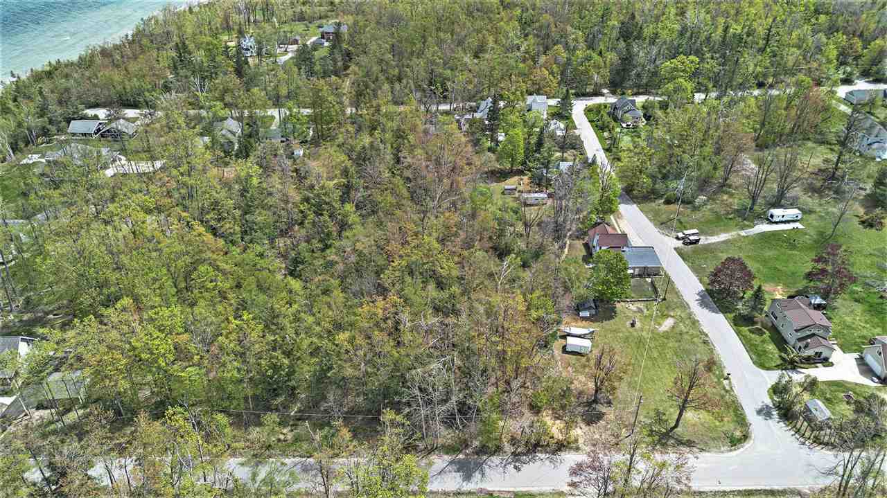 6073 Rocky Beach Avenue Charlevoix MI 49720