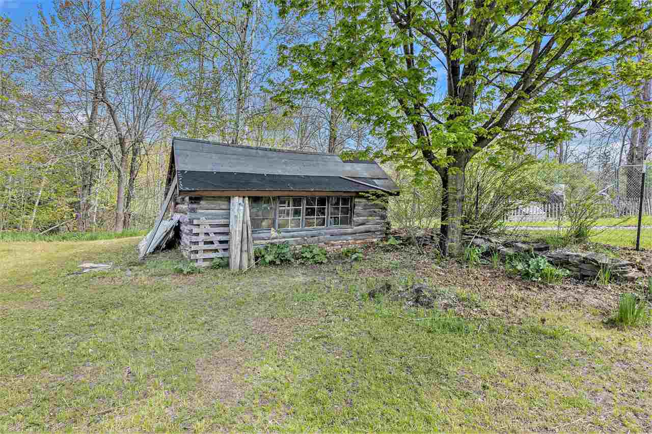 6073 Rocky Beach Avenue Charlevoix MI 49720