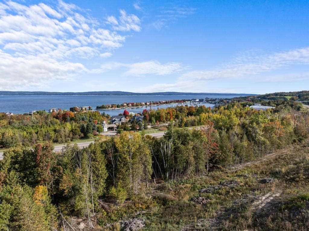 4650 Sunset View Lane Petoskey MI 49770