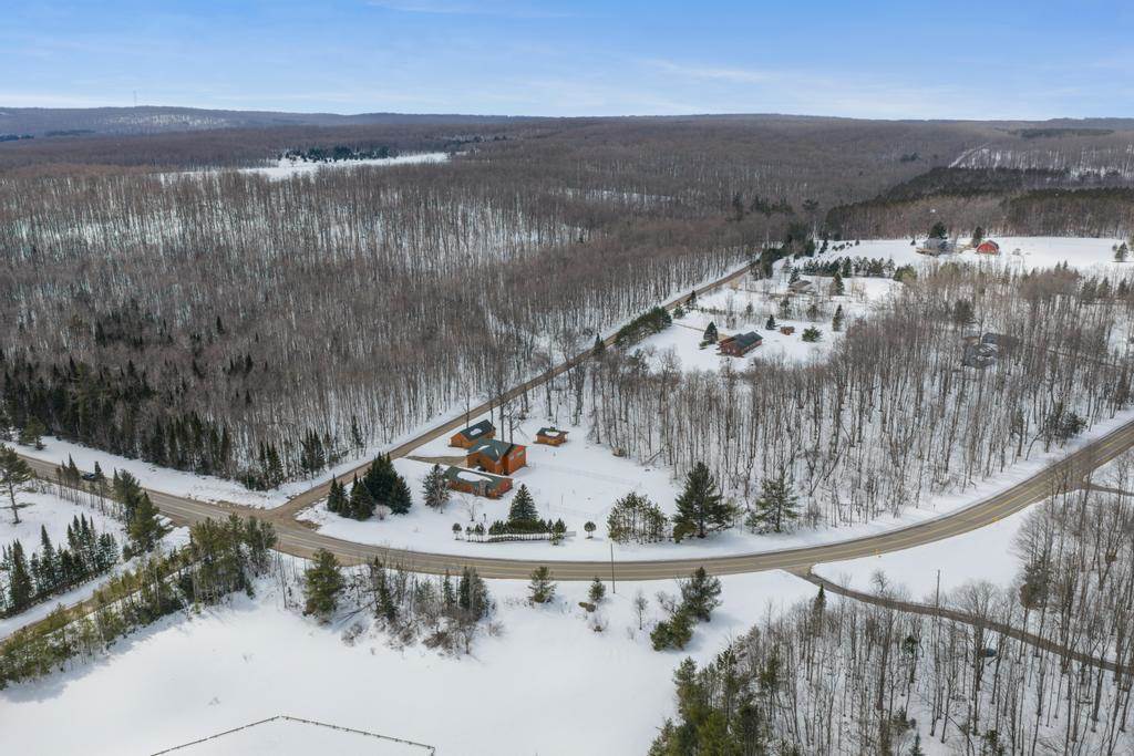 4530 Middle Village Drive Harbor Springs MI 49740