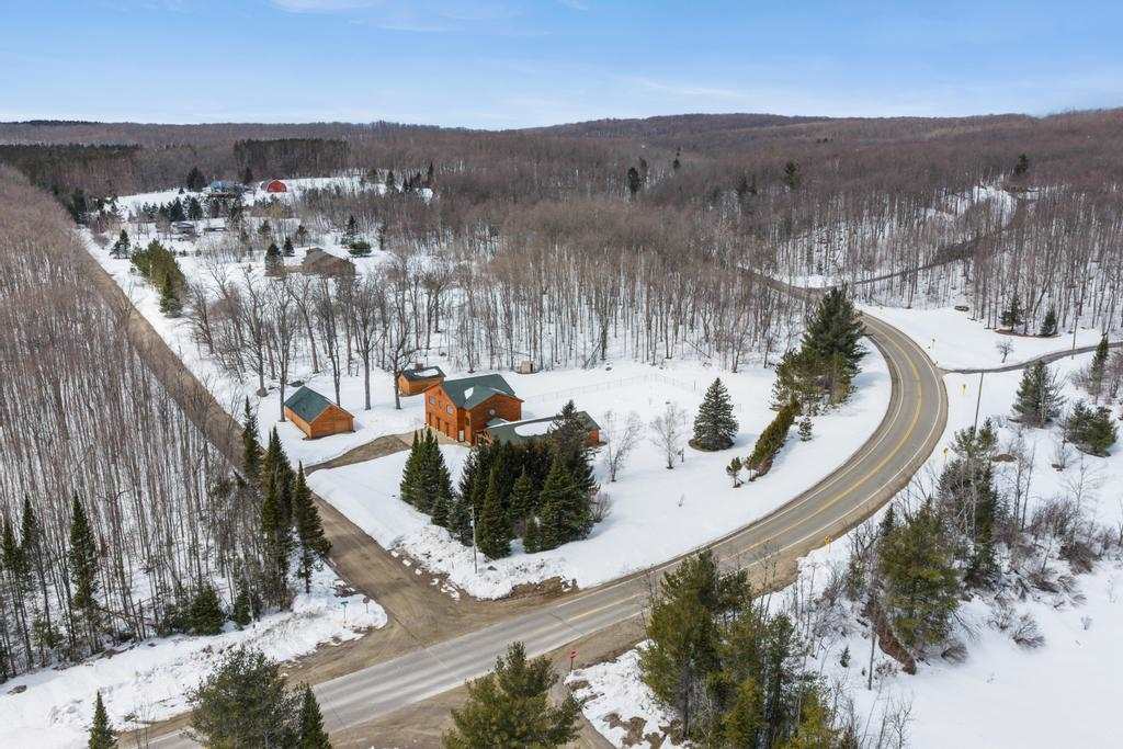 4530 Middle Village Drive Harbor Springs MI 49740
