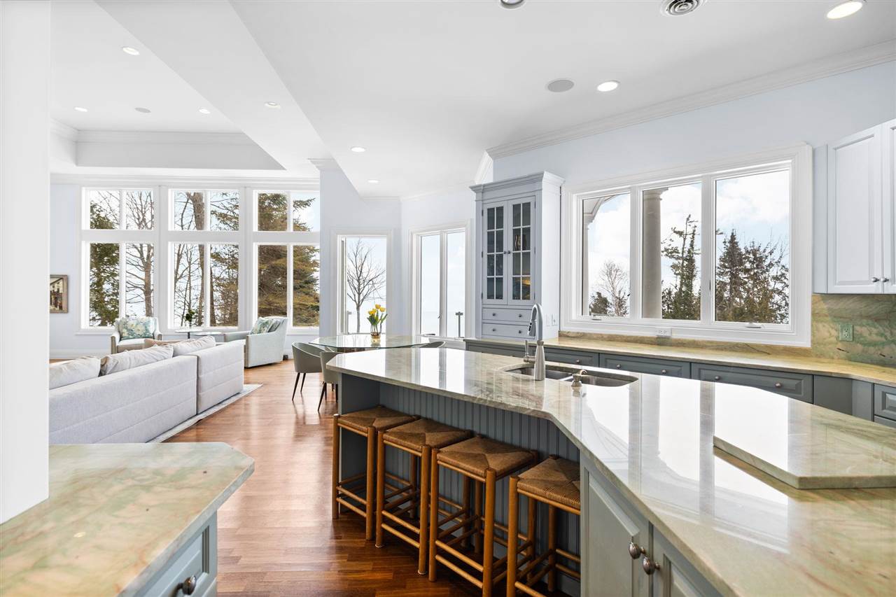 6804 Preserve Drive Bay Harbor MI 49770