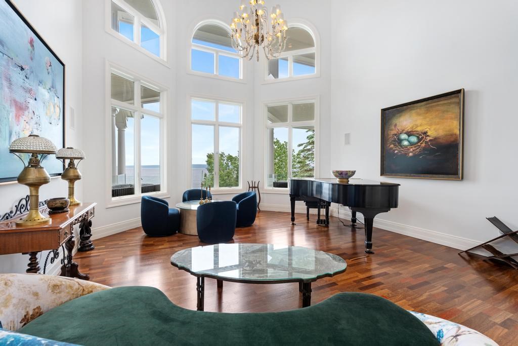 6804 Preserve Drive Bay Harbor MI 49770