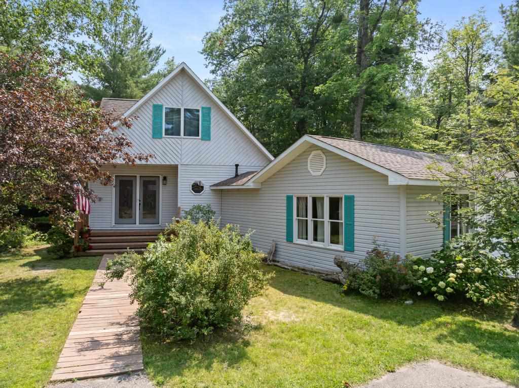 4317 County Road 489 Onaway MI 49765