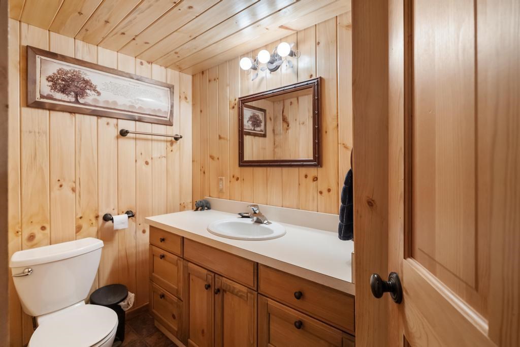 1416 Maxwell Road Petoskey MI 49770