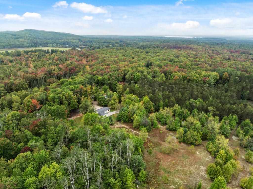 1416 Maxwell Road Petoskey MI 49770