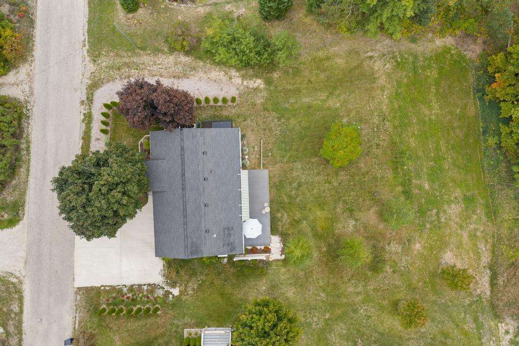 6180 Lansing Street Alanson MI 49706