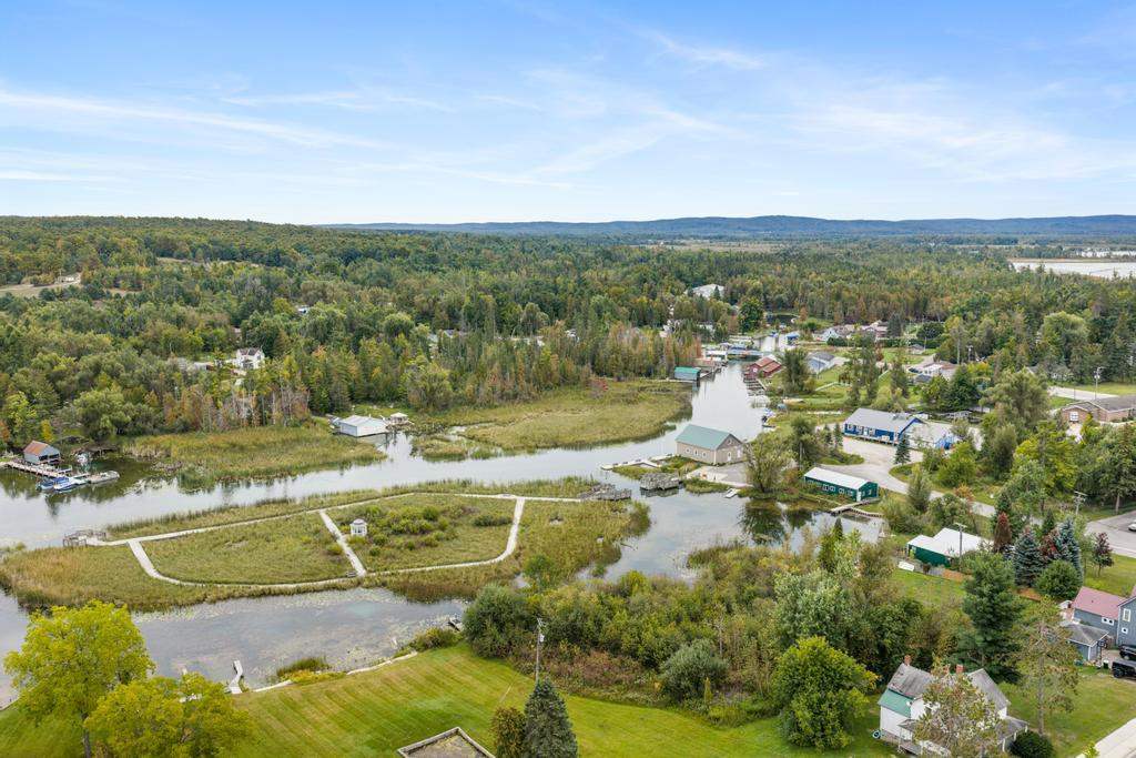 6180 Lansing Street Alanson MI 49706