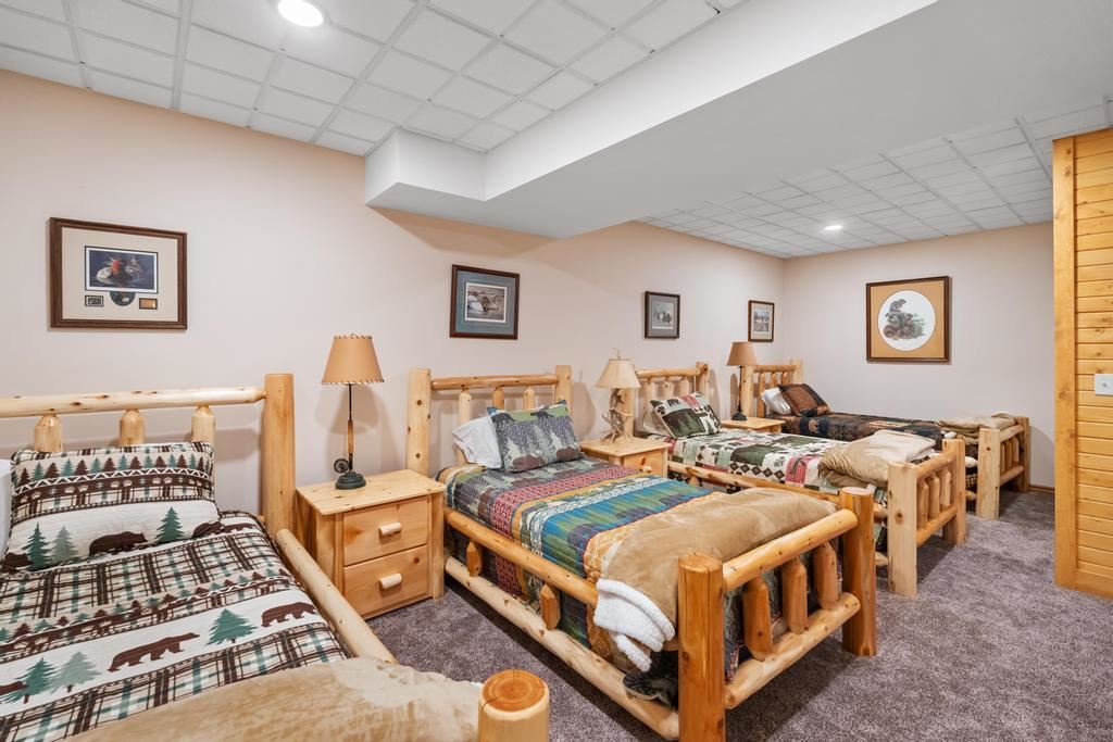 1267 Pine Tree Trail Harbor Springs MI 49740