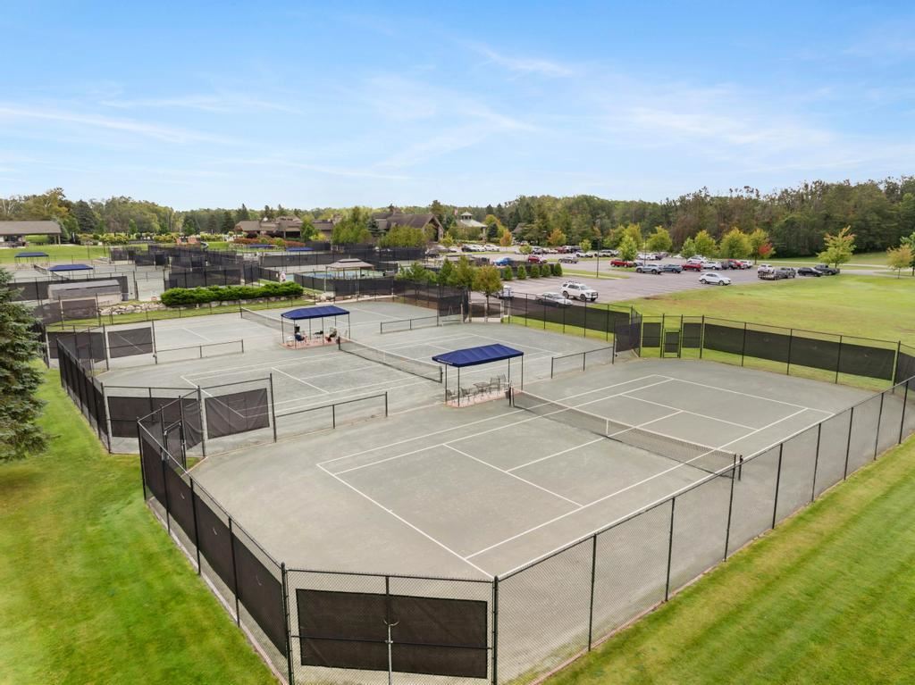 1267 Pine Tree Trail Harbor Springs MI 49740