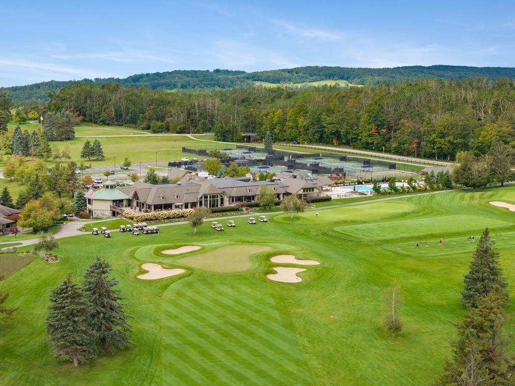 1267 Pine Tree Trail Harbor Springs MI 49740