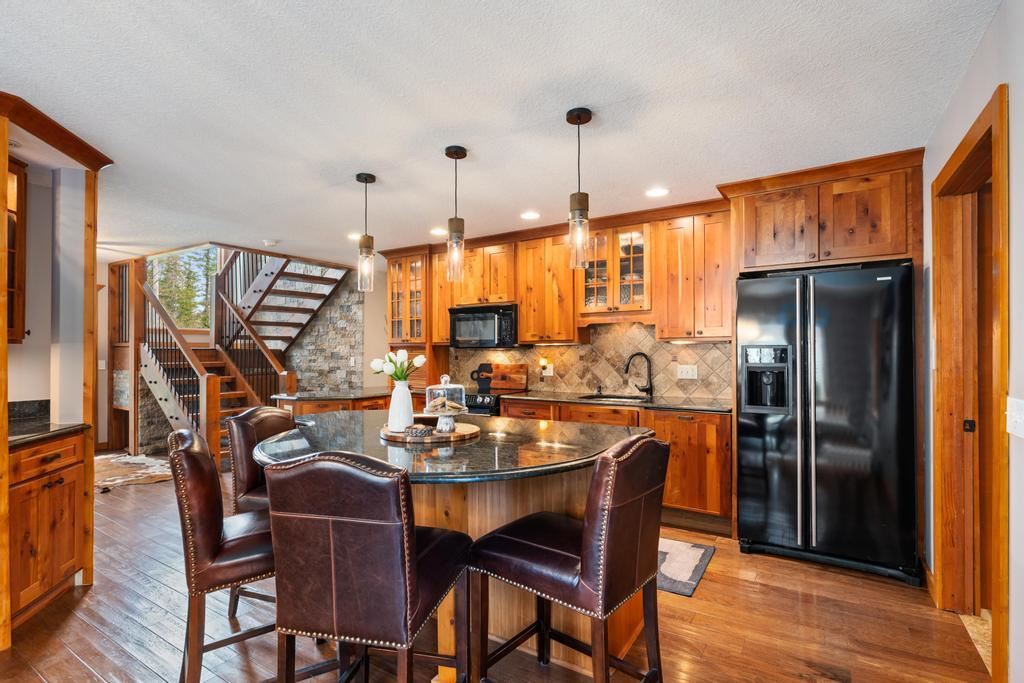 6330 Oakley Avenue Indian River MI 49749