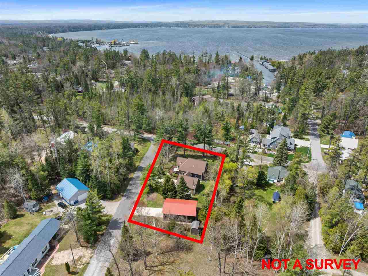 6330 Oakley Avenue Indian River MI 49749