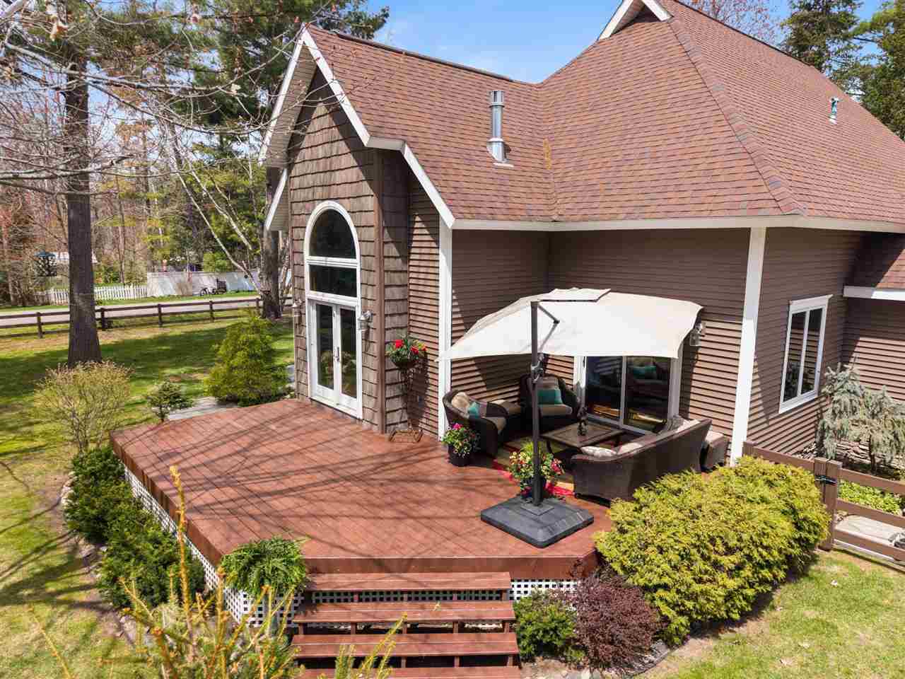 6330 Oakley Avenue Indian River MI 49749