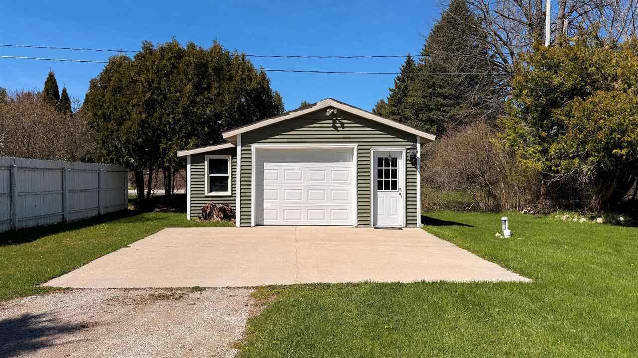 6046 N M-88 Central Lake MI 49622