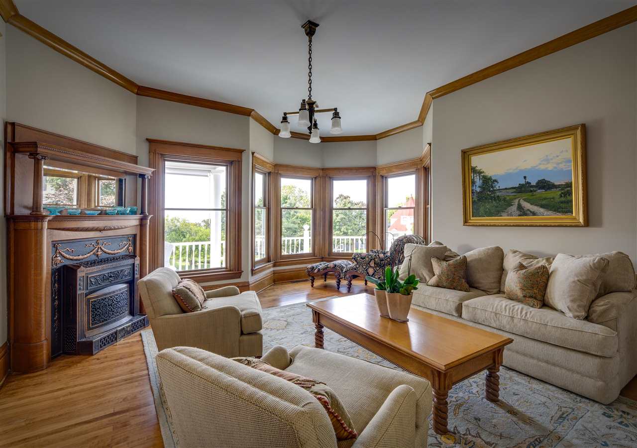 604 Bay Street Petoskey MI 49770