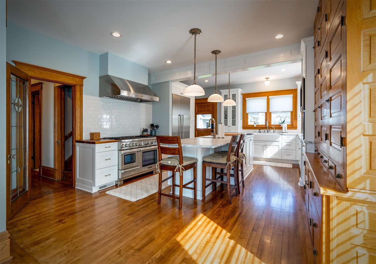 604 Bay Street Petoskey MI 49770