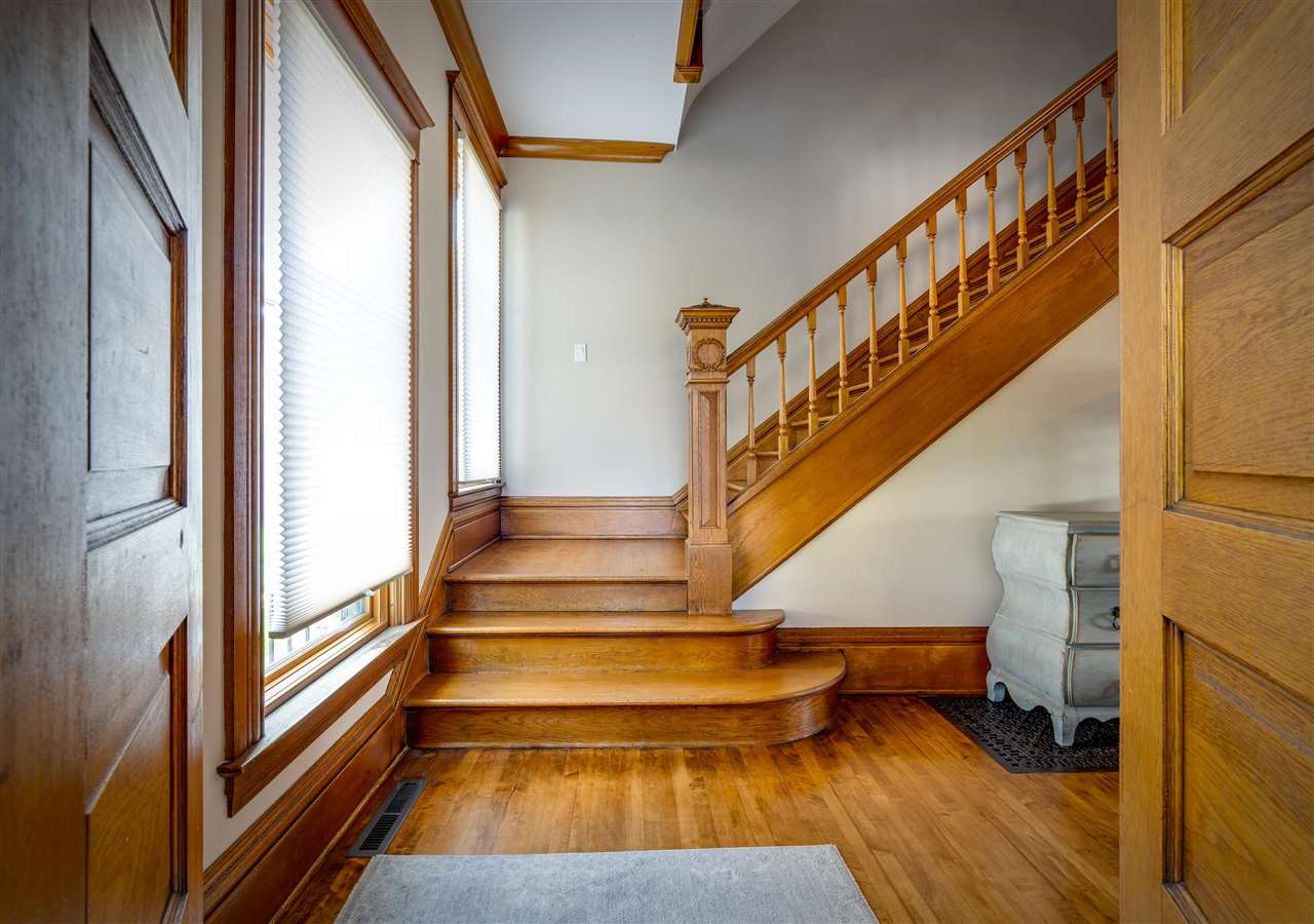 604 Bay Street Petoskey MI 49770