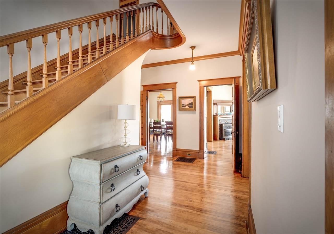 604 Bay Street Petoskey MI 49770