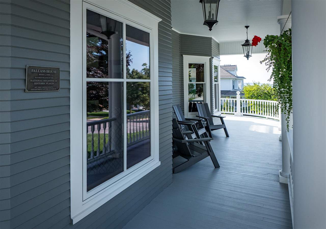 604 Bay Street Petoskey MI 49770