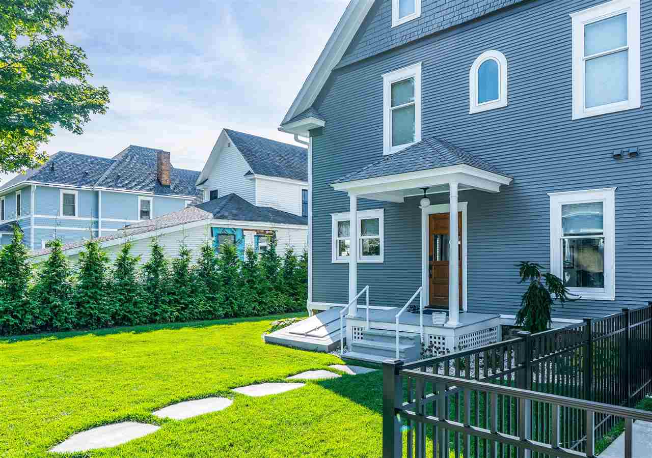 604 Bay Street Petoskey MI 49770