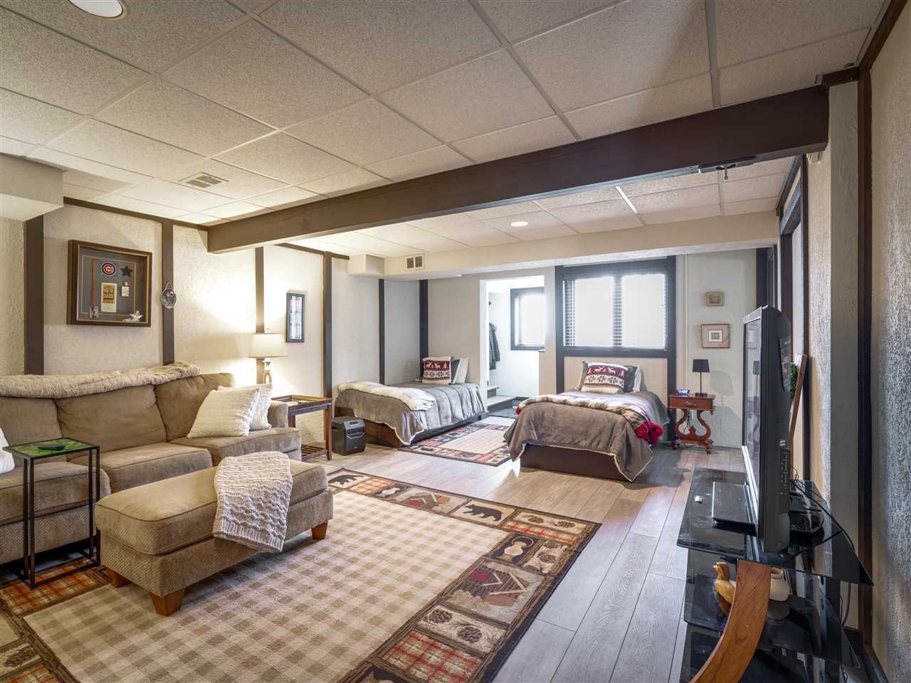 222 Royalview Harbor Springs MI 49740