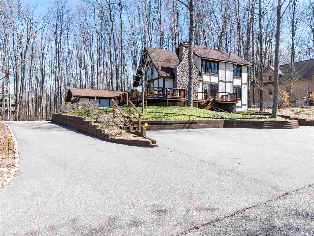 222 Royalview Harbor Springs MI 49740