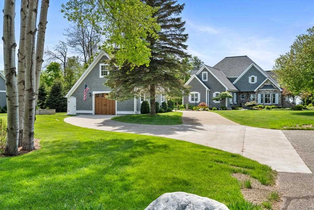 3575 & 3555 Traverse Heights Petoskey MI 49770