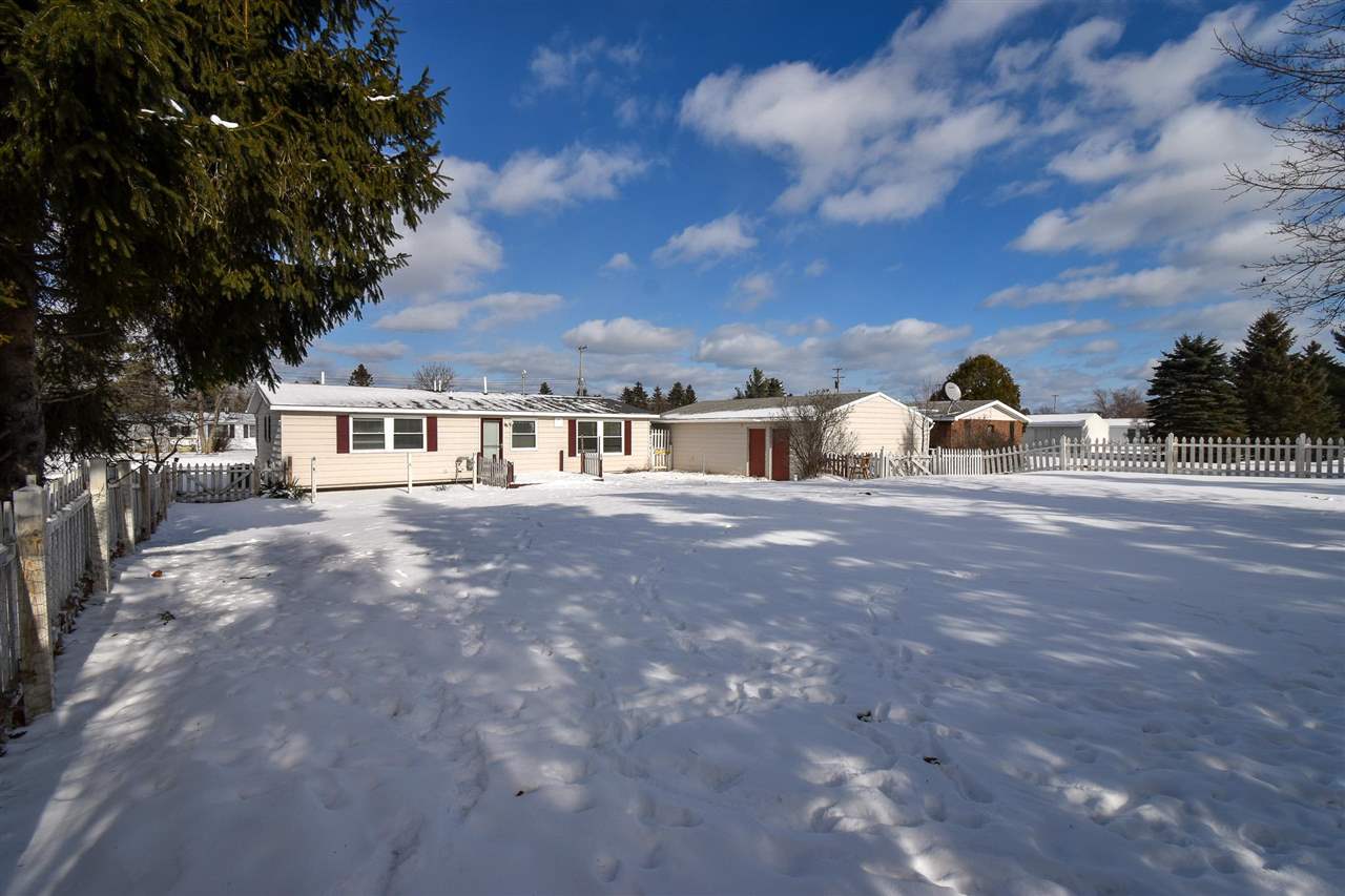 10231 Tennessee Street Oscoda MI 48750
