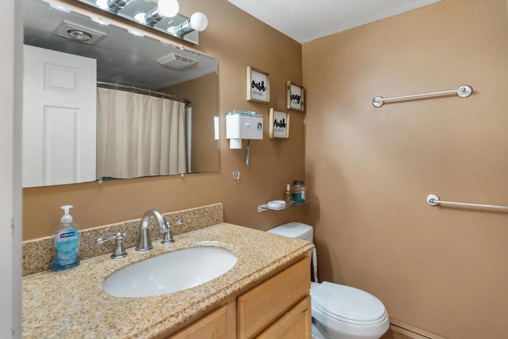 1670 Click Road Petoskey MI 49770