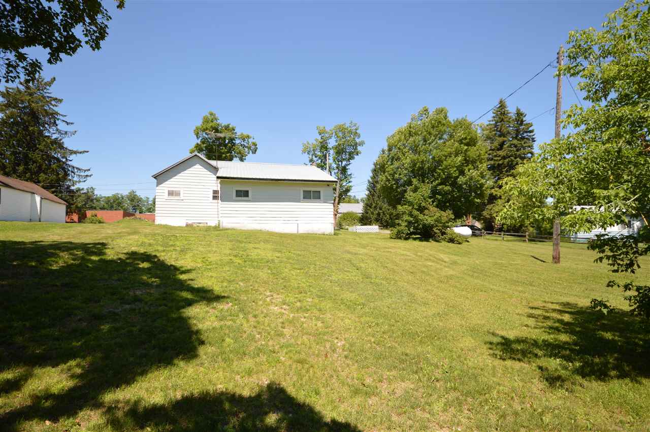 5924 Elm Street Alba MI 49611