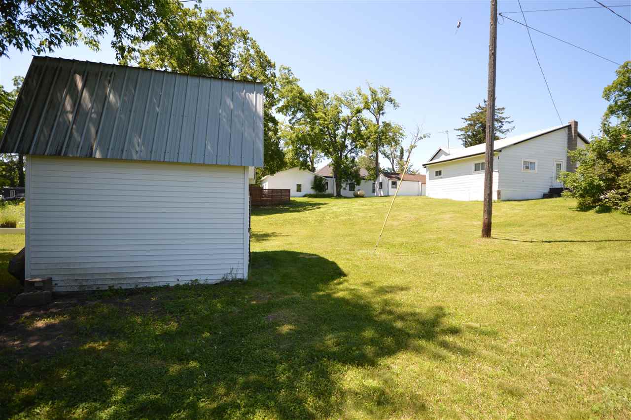 5924 Elm Street Alba MI 49611