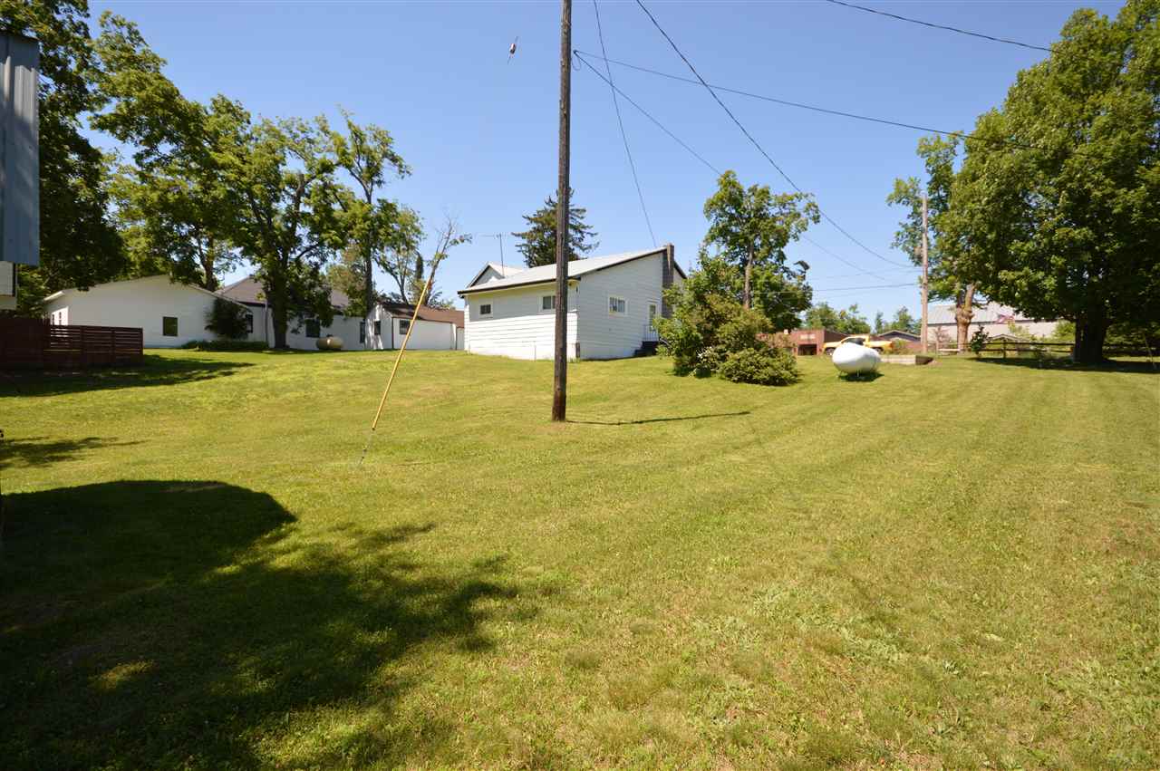 5924 Elm Street Alba MI 49611