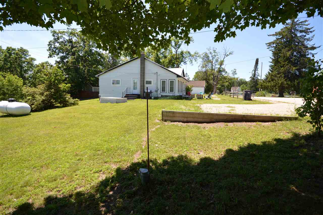 5924 Elm Street Alba MI 49611