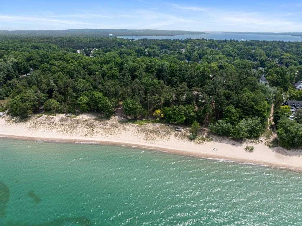 13987 Division Street Charlevoix MI 49720
