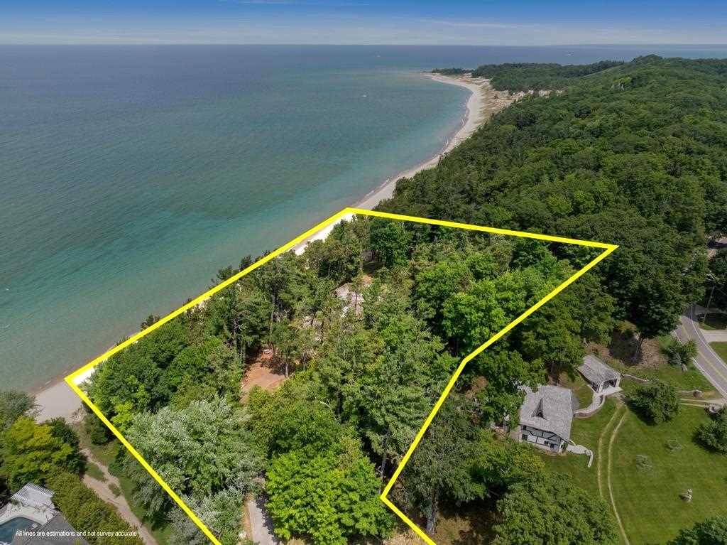 13987 Division Street Charlevoix MI 49720