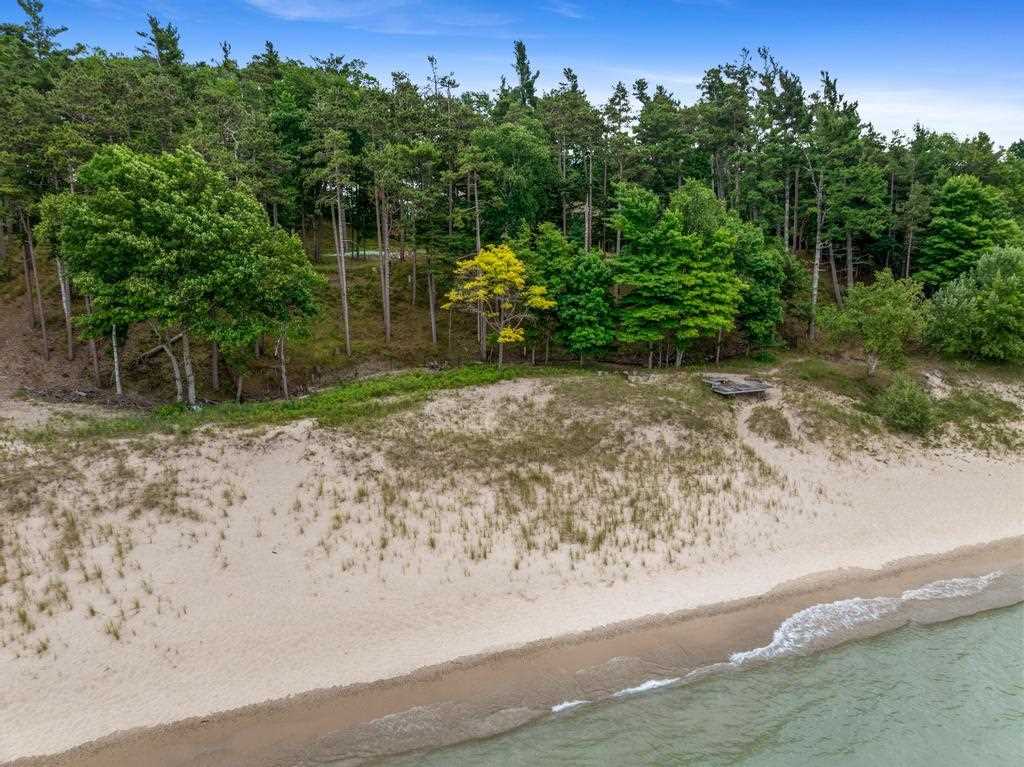 13987 Division Street Charlevoix MI 49720
